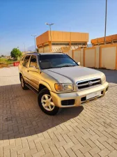 2001 Nissan Pathfinder
