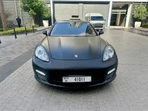 2013 Porsche Panamera in dubai