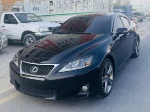 2011 Lexus IS in dubai