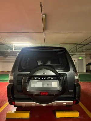 2012 Mitsubishi Pajero