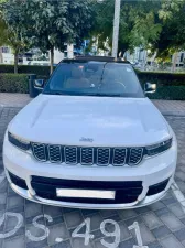 2021 Jeep Grand Cherokee in dubai