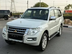 2018 Mitsubishi Pajero