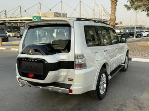 2018 Mitsubishi Pajero