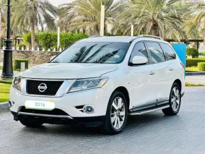 2016 Nissan Pathfinder in dubai