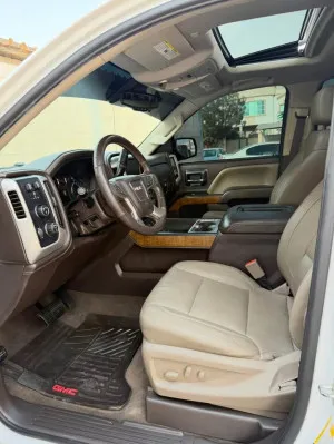 2018 GMC Sierra