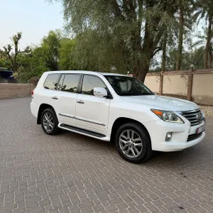 2013 Lexus LX 570