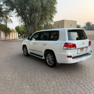2013 Lexus LX 570