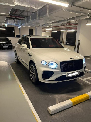 2021 Bentley Bentayga in dubai