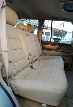 2005 Lexus LX 470