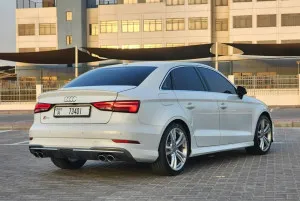 2017 اودي اس ٣