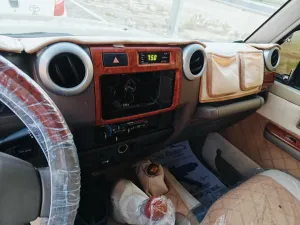 2016 Toyota Land Cruiser Pickup
