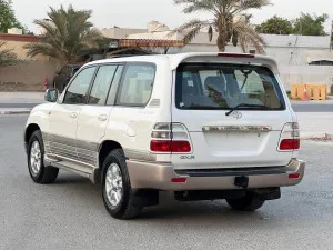 2004 Toyota Land Cruiser