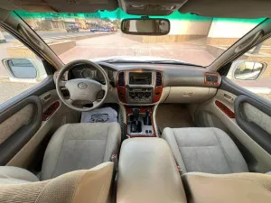 2004 Toyota Land Cruiser