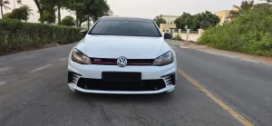 2016 Volkswagen Golf in dubai