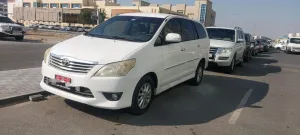 2014 تويوتا إينوفا