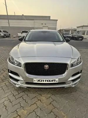2018 Jaguar F-Pace in dubai