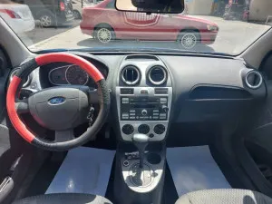 2015 Ford Figo
