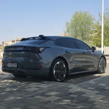 2023 ZEEKR 001