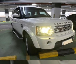 2010 Land Rover LR4 in dubai