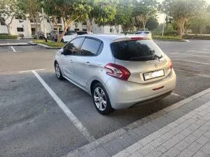 2013 Peugeot 208