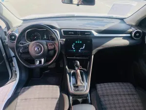 2023 MG ZS