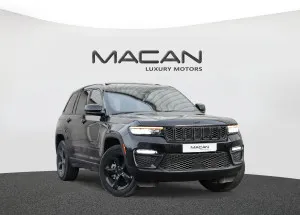 2023 Jeep Grand Cherokee in dubai