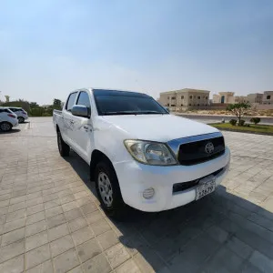 2009 Toyota Hilux in dubai