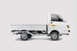 2018 Mahindra Supro in dubai