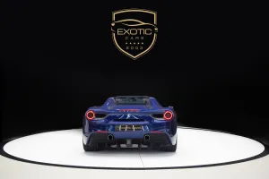 2017 فيراري 488