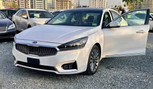 2017 Kia Cadenza in dubai