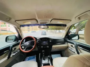 2012 Mitsubishi Pajero