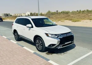 2020 Mitsubishi Outlander in dubai
