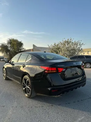 2025 Nissan Altima