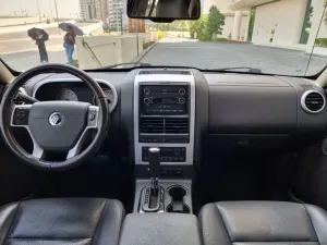 2009 Mercury Monterey