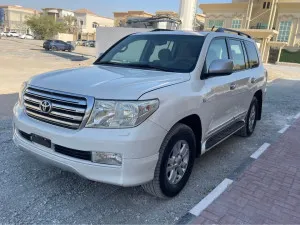 2011 Toyota Land Cruiser in dubai