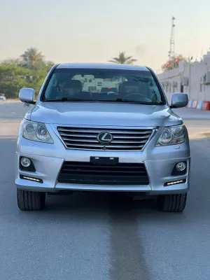 2011 Lexus LX 570 in dubai