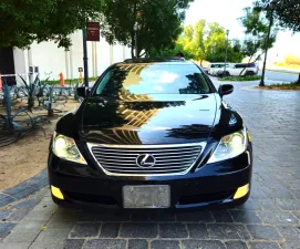 2007 Lexus LS 460