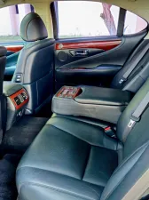 2007 Lexus LS 460