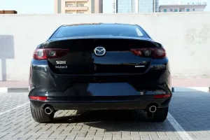 2021 مازدا ٣