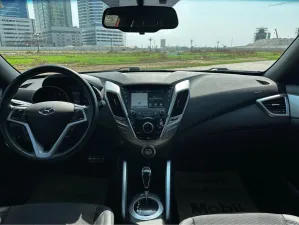 2016 Hyundai Veloster