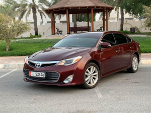 2015 Toyota Avalon in dubai