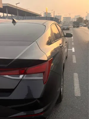 2021 هيونداي النترا