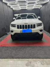 2015 Jeep Grand Cherokee in dubai
