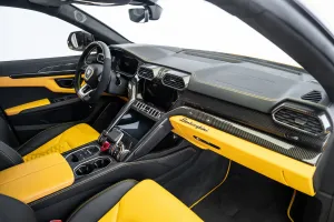 2020 Lamborghini URUS