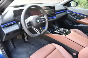 2025 BMW i5