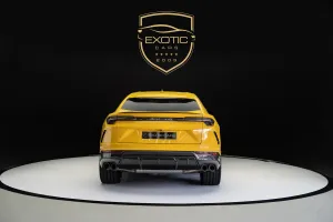 2020 Lamborghini URUS