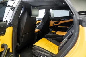 2020 Lamborghini URUS