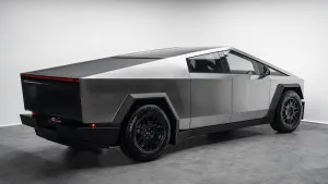 2025 Tesla Cybertruck