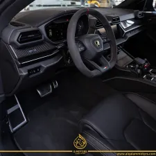 2025 Lamborghini URUS
