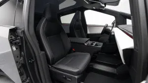 2025 Tesla Cybertruck